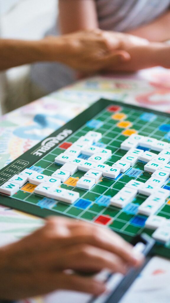 Close-up of Scrabble Board Game Leisure Time Wallpaper