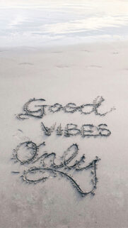 Good Vibes Only Beach Aesthetic Manifestation and Law of Attraction Wallpaper