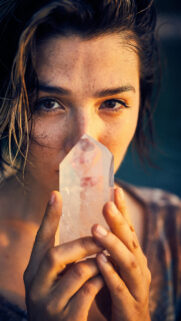 Clear Quartz Crystal Manifestation and Spiritual Clarity Aesthetic Wallpaper