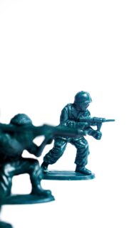 Classic Green Plastic Toy Soldiers Battle Scene Mobile Wallpaper