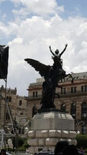 Pegasus and Charioteer Statue in Mexico City Urban Landscape Wallpaper