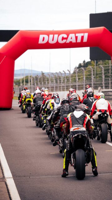 Ducati Motorcycle Racing Starting Lineup Mobile Phone Wallpaper