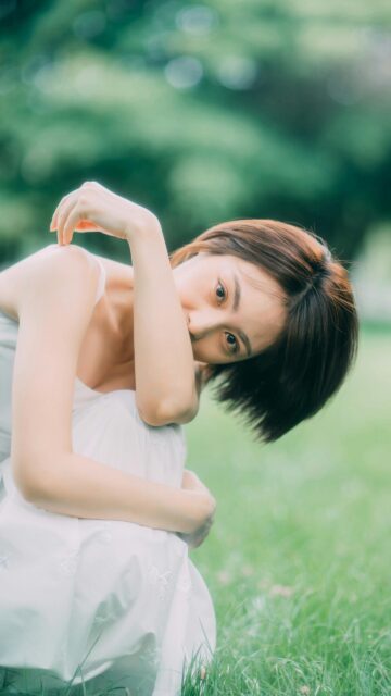 Beautiful Asian Girl with Short Hair in White Dress Mobile Wallpaper
