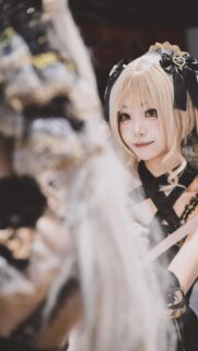Anime Girl Fantasy Cosplay Portrait Mobile Wallpaper