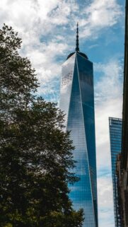 One World Trade Center Iconic Skyscraper in New York City Wallpaper