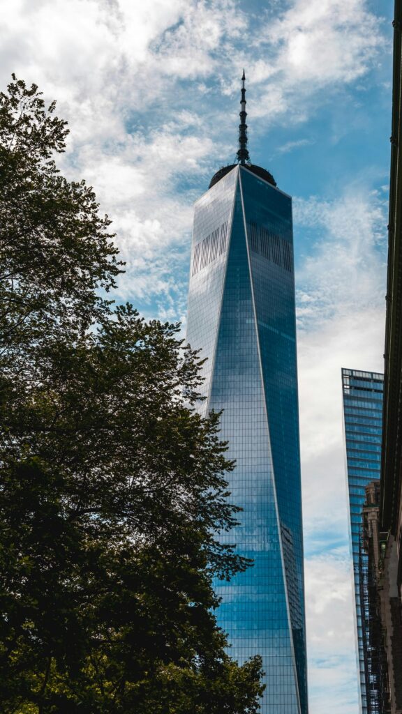 One World Trade Center Iconic Skyscraper in New York City Wallpaper