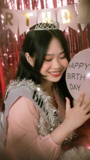 Beautiful Birthday Girl with Crown and Balloon Mobile Wallpaper