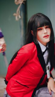 Stunning Yumeko Jabami Kakegurui Cosplay Phone Wallpaper