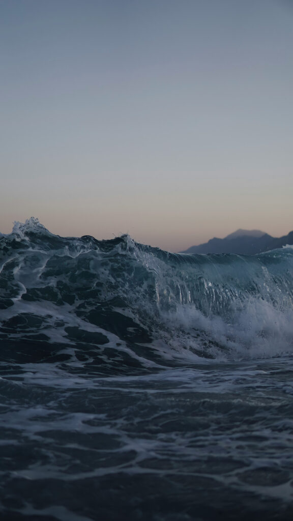 Pisces Dreamy Ocean Wave Zodiac Inspired HD Phone Wallpaper