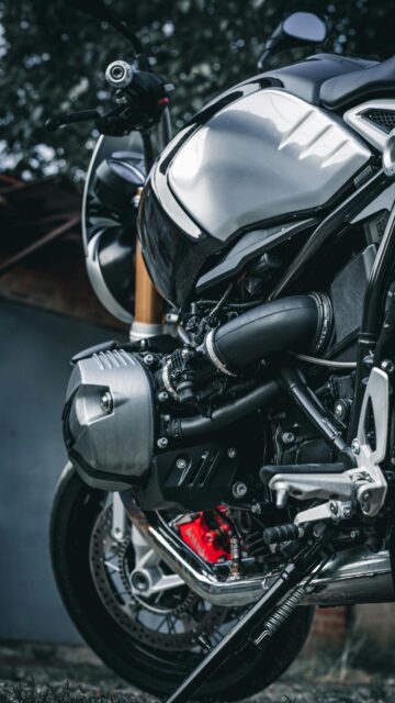 Close-up BMW R nineT Boxer Engine Sport Motorcycle Mobile Wallpaper