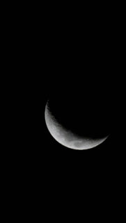 Crescent Moon Phase Spiritual Guidance and Lunar Manifestation Wallpaper
