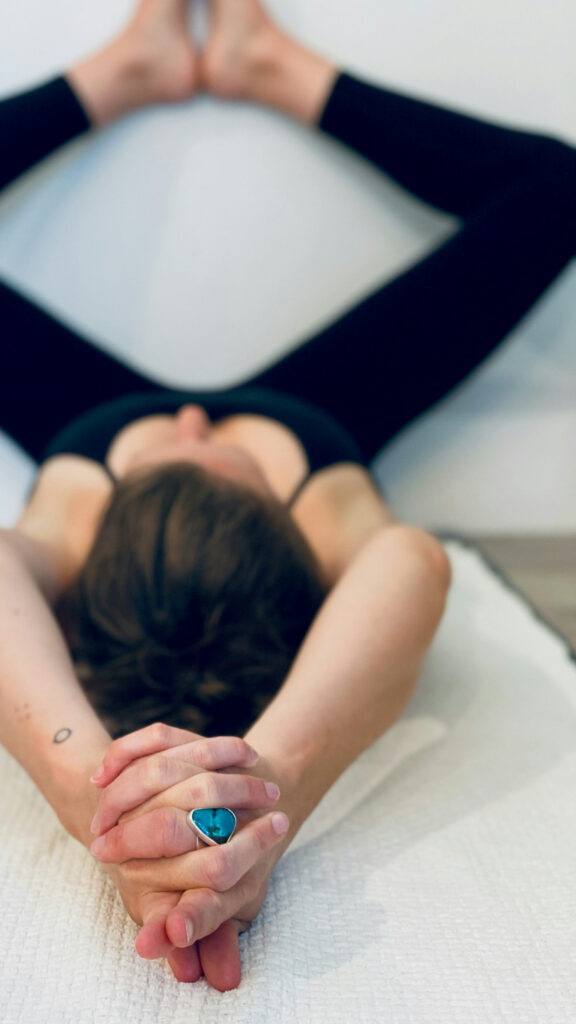Sacred Heart Chakra Healing and Grounding Yoga Energy Wallpaper