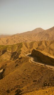 Winding Desert Mountain Road Scenic View Mobile Wallpaper