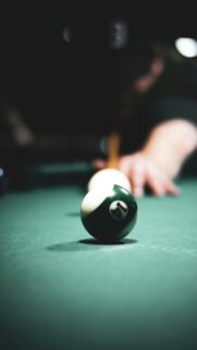 Close-up Billiards 14 Ball Shot High Quality Mobile Wallpaper