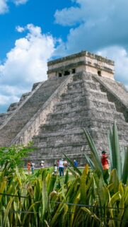 Chichen Itza Mayan Pyramid Ancient Wonder Travel Phone Wallpaper