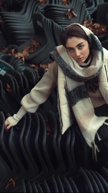 Stylish Woman in Winter Fashion Portrait Mobile Wallpaper