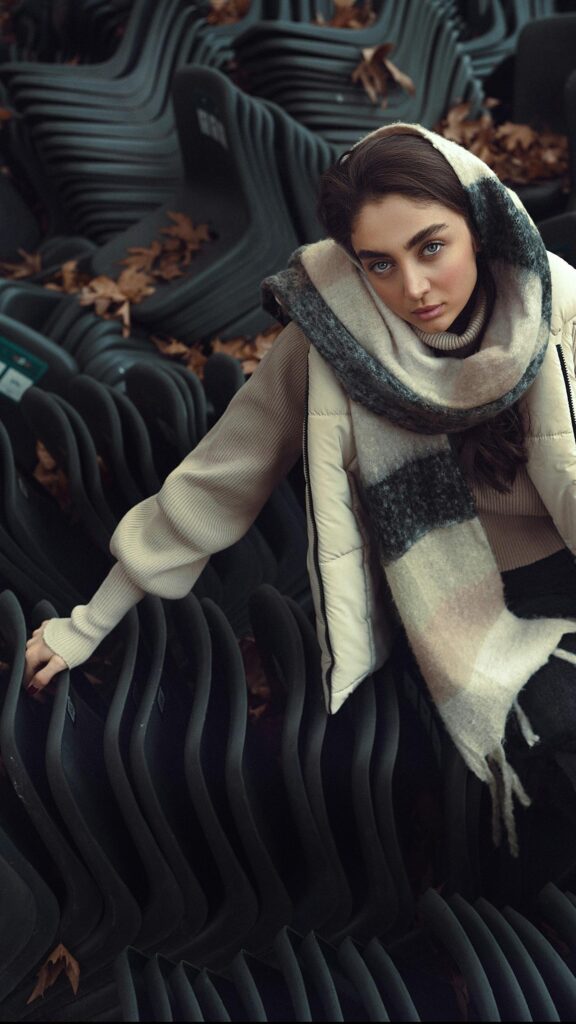 Stylish Woman in Winter Fashion Portrait Mobile Wallpaper