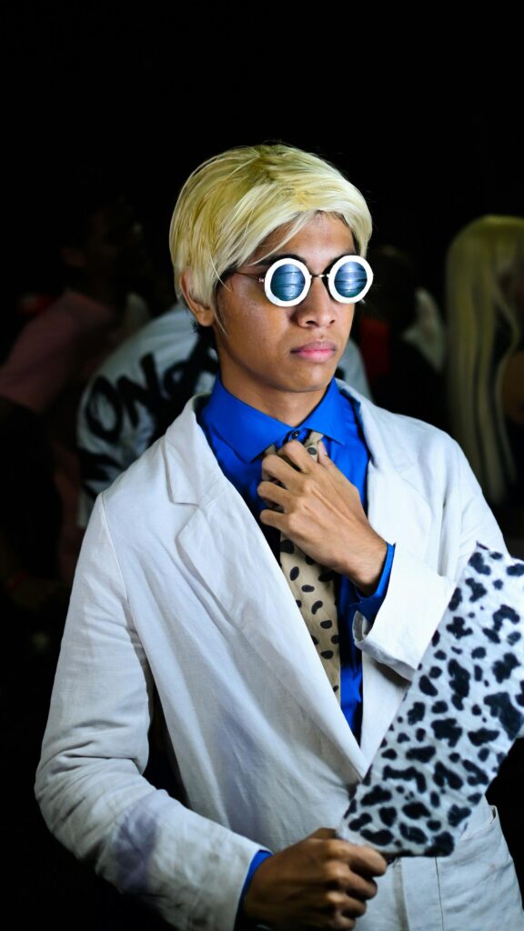 Trafalgar Law Cosplay Professional Anime Portrait Mobile Wallpaper