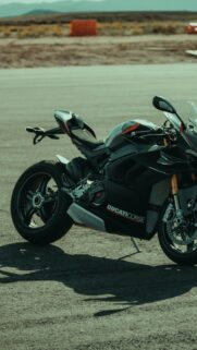 Ducati Panigale V4 SP Black Sportbike High-Res Mobile Wallpaper