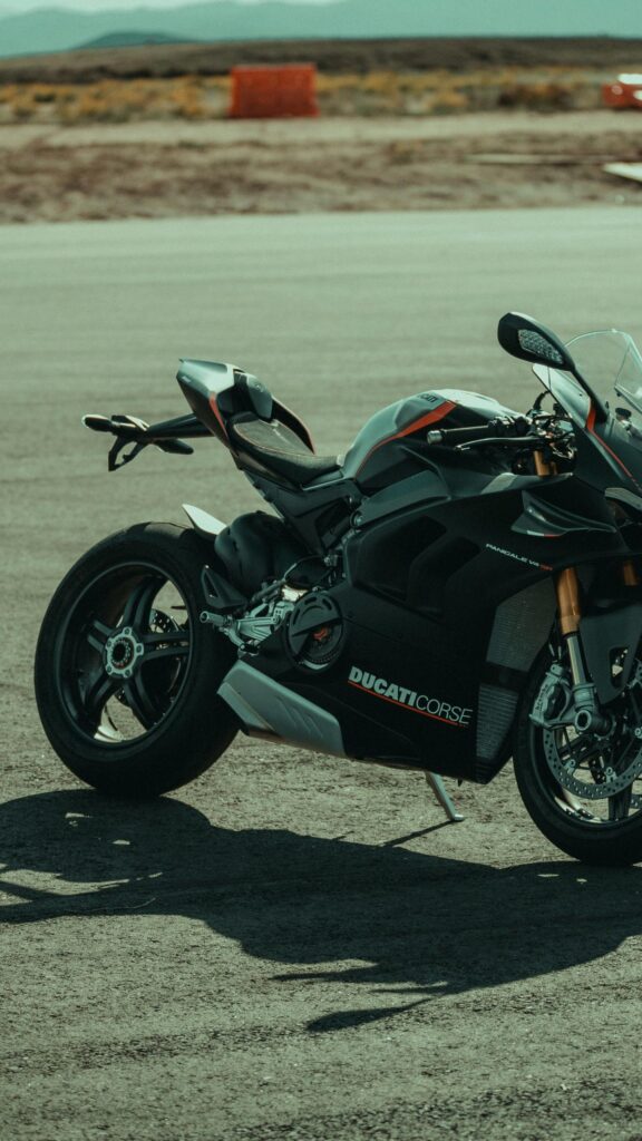 Ducati Panigale V4 SP Black Sportbike High-Res Mobile Wallpaper
