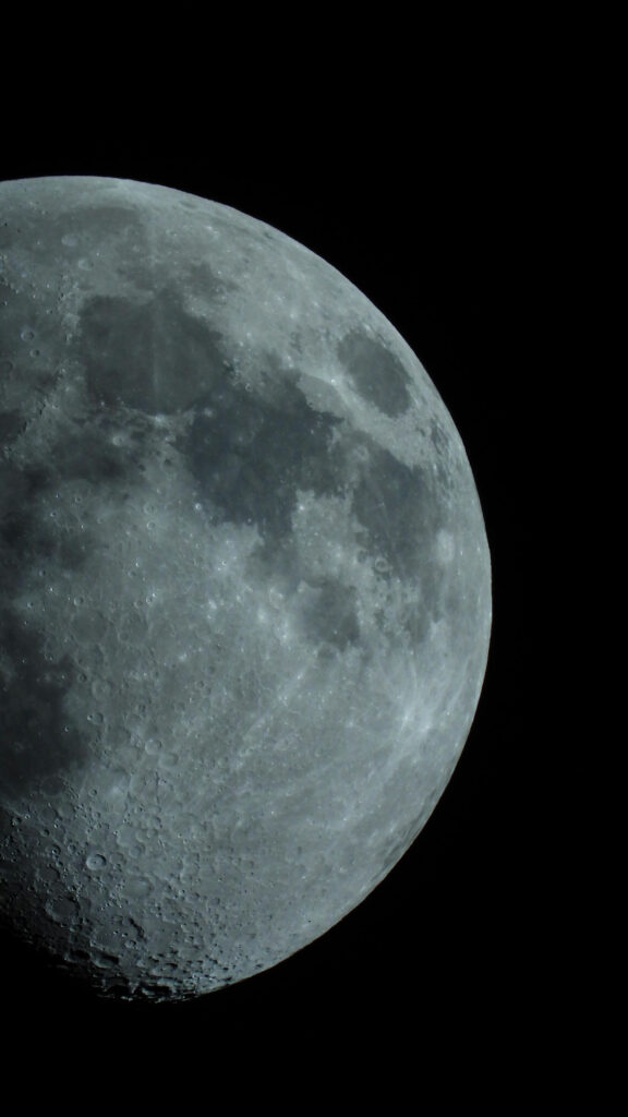 Waxing Gibbous Moon Phase Spiritual Astrology and Lunar Energy Wallpaper