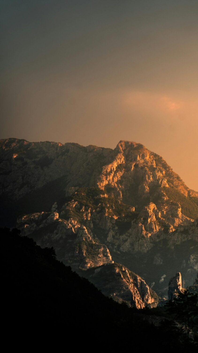 zooming-background