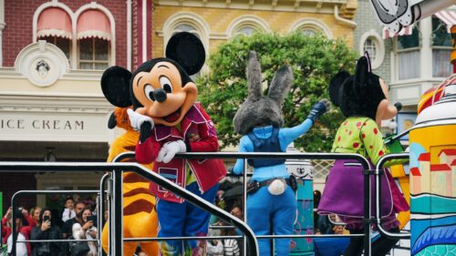 Mickey Mouse and Friends Disney Parade Celebration 4K Wallpaper