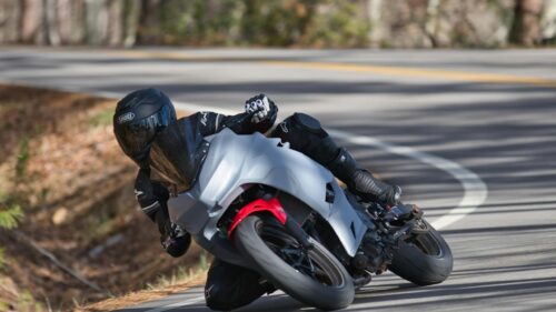 Sportbike Rider Leaning Into a Sharp Curve 4K Desktop Wallpaper