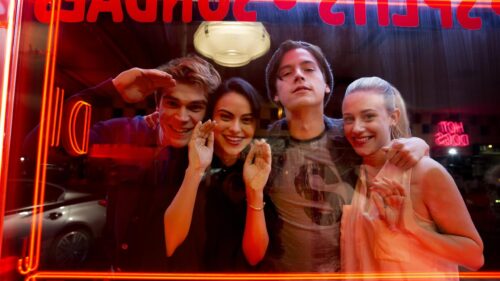 Riverdale Cast Iconic Diner Scene High Resolution PC Wallpaper