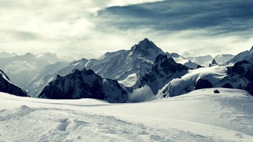 Majestic Snowy Alpine Mountain Range High Resolution PC Wallpaper