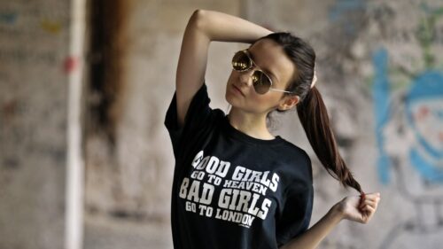 Stylish Young Woman in Sunglasses Urban Portrait PC Wallpaper
