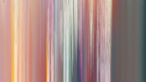 Minimalist Vertical Gradient Abstract Motion Blur Desktop Wallpaper