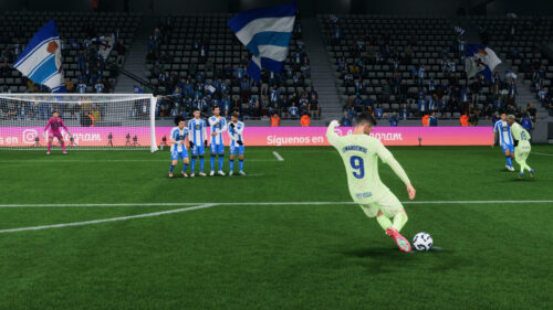 Robert Lewandowski Free Kick Action Shot FC Barcelona PC Wallpaper