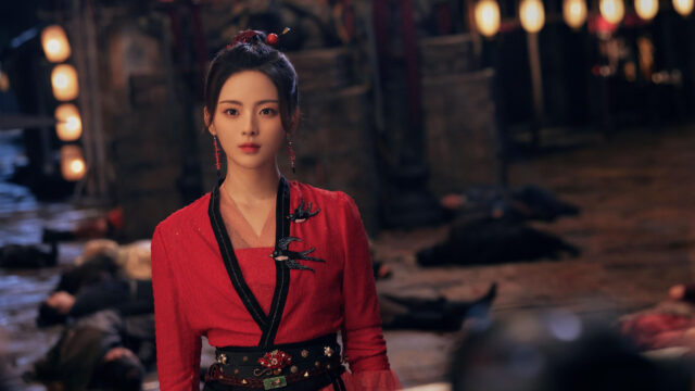 Beautiful Chinese Historical Drama Actress in Red Robe 4K Desktop Wallpaper