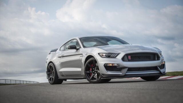 Silver Ford Mustang Shelby GT350R Sports Car on Track 4K Wallpaper