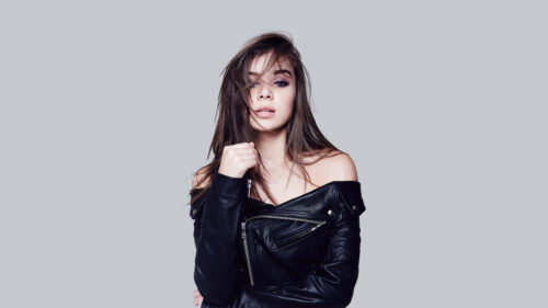 Hailee Steinfeld Off-Shoulder Leather Jacket Desktop Wallpaper