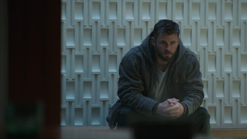 Chris Hemsworth Serious Look Desktop Wallpaper