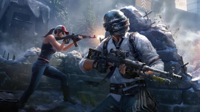 Snowy Battlefield Duo Action 4K Wallpaper