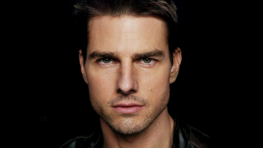 Tom Cruise Close-Up Professional Portrait Desktop Wallpaper