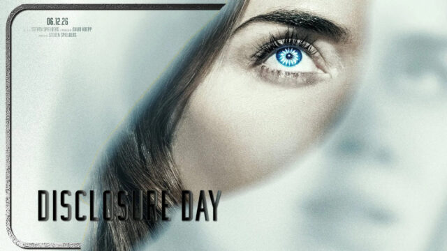 Close-up Blue Eye Sci-Fi Concept Desktop Wallpaper