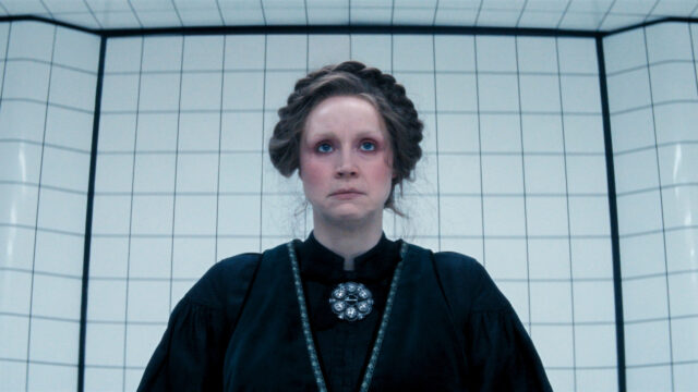 Gwendoline Christie as Mrs. Hemsley Desktop Wallpaper