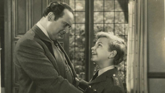 Classic Black and White Film Scene Desktop Wallpaper