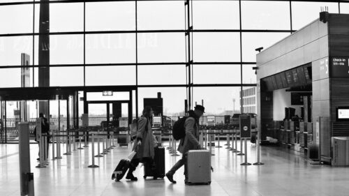 Minimalist Airport Departure Hall Silhouette 4K Wallpaper