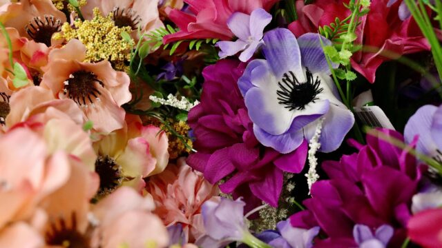 Vibrant Floral Bouquet Macro Close-up 4K Desktop Wallpaper