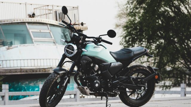 Sundiro Honda CB190R Neo-Retro Motorcycle 4K Desktop Wallpaper