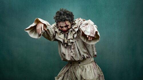 Creepy Pennywise Clown Horror Costume 4K Desktop Wallpaper