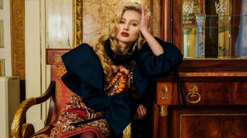 Elegant Blonde Model in Royal Interior 4K Desktop Wallpaper