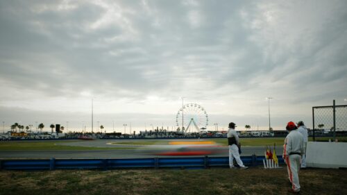 Speedway Racetrack and Ferris Wheel at Sunset 4K Desktop Wallpaper