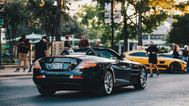 Mercedes-Benz SLR McLaren Roadster Luxury Sports Car Desktop Wallpaper