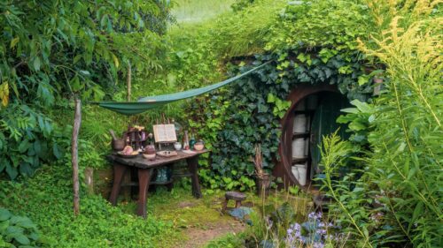 Enchanted Hobbit Hole Garden Workbench 4K Desktop Wallpaper